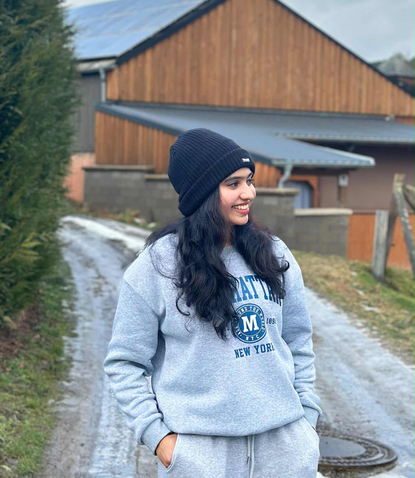 Sanah — Host and Entertainment